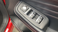 MG Hs 1.5 T-GDI Exclusive 5dr DCT Petrol Hatchback